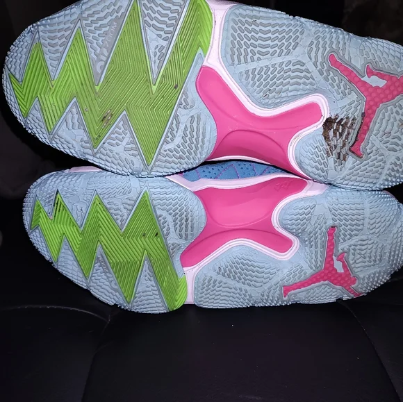 Jordan Why Not.6 - Picture 6 of 6